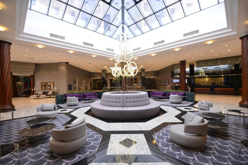 هتل گرند جواهر استانبول گرند جواهیر استانبول هالیدی Grand Cevahir Hotel Convention Center istanbul holiday (4)